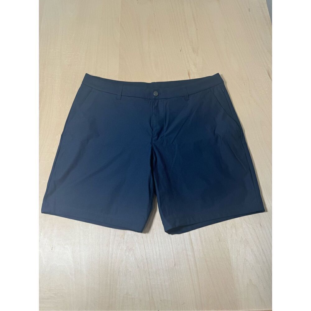 Lululemon‎ The Works Mens Shorts M7929S 38 Dark Blue Casual Travel Chino